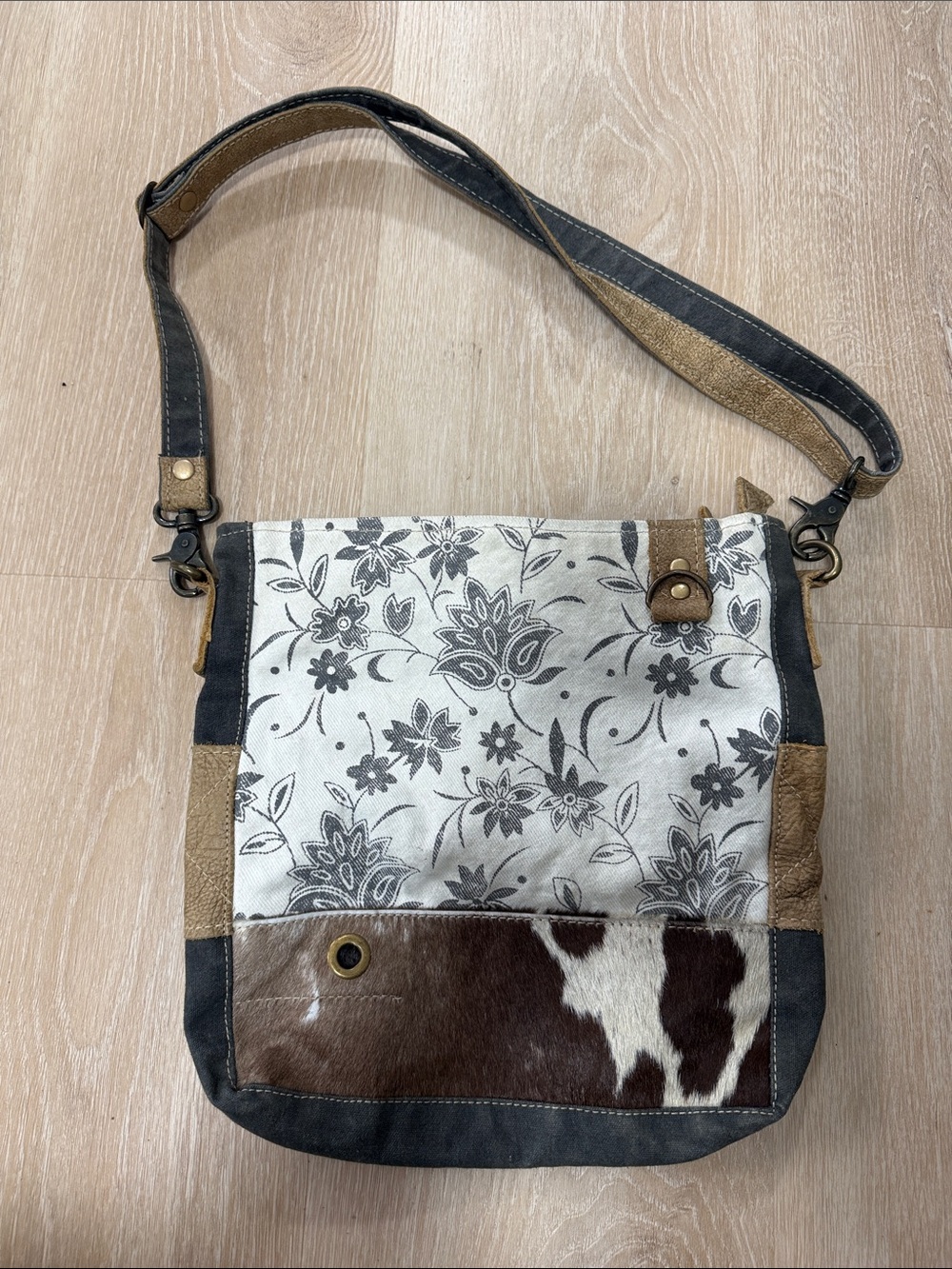 Myra Bag Canvas Floral Crossbody with Cowhide Accent - White/Black/Brown